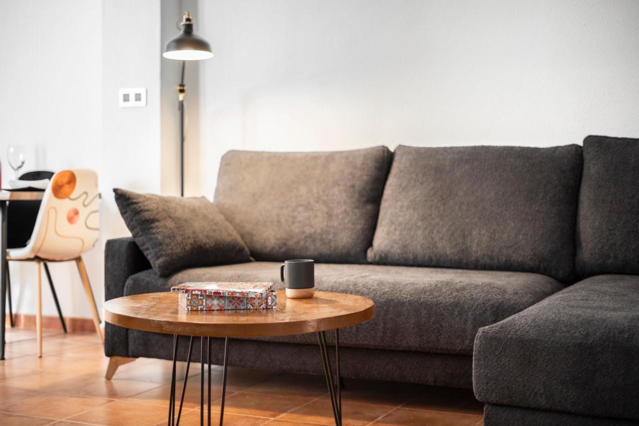 Apartamento Alhambra Boutique กรานาดา ภายนอก รูปภาพ