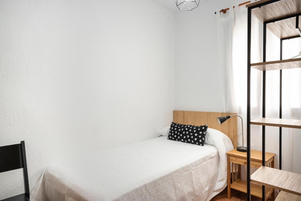 Apartamento Alhambra Boutique กรานาดา ภายนอก รูปภาพ