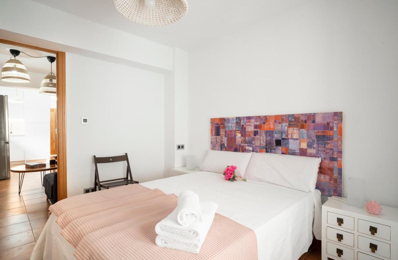 Apartamento Alhambra Boutique กรานาดา ภายนอก รูปภาพ